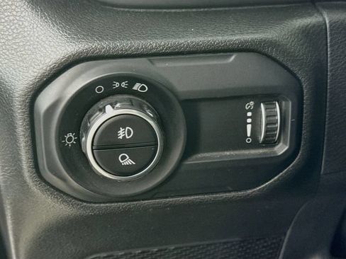 Used 2023 Jeep Gladiator Sport AWD/4WD image 10
