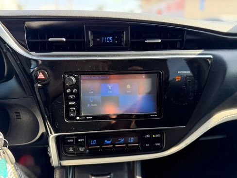 Used 2018 Toyota Corolla iM w/ Carpet Mat Package (TMS) image 35