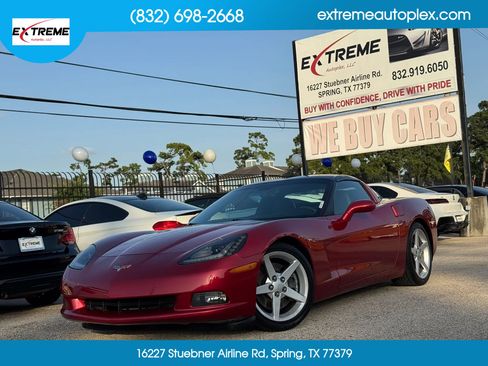 Used 2005 Chevrolet Corvette Coupe w/ Preferred Equipment Group RWD image 1