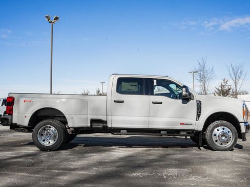 New 2026 Ford F450 XLT w/ 360-Degree Camera Package image 3