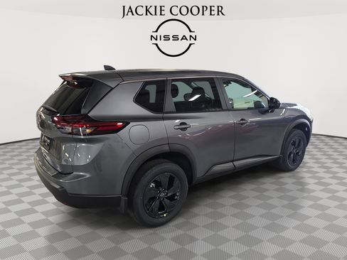 New 2026 Nissan Rogue SV w/ Cold Weather Package FWD image 5