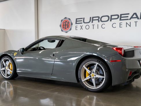 Used 2012 Ferrari 458 Spider RWD image 25