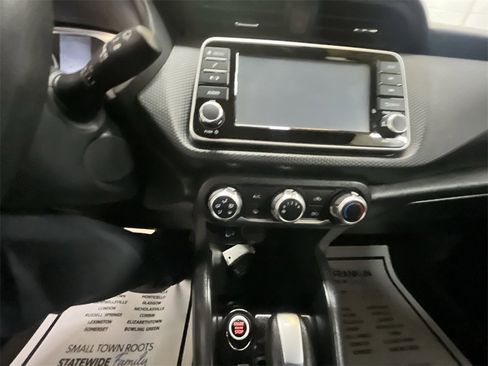 Used 2021 Lincoln Corsair AWD w/ Equipment Group 101A image 18