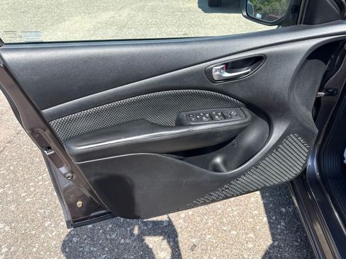 Used 2016 Dodge Dart SXT FWD image 13