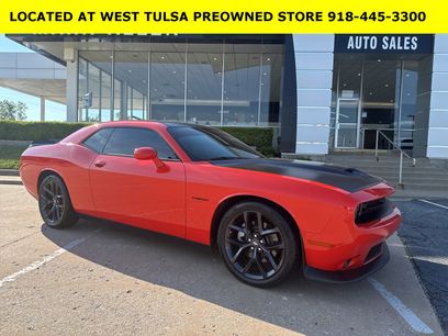 Used 2022 Dodge Challenger R/T w/ Blacktop Package