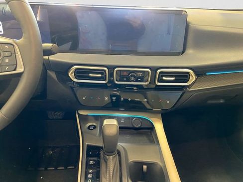 New 2026 Nissan Sentra SL w/ Floor Mat Package FWD image 11