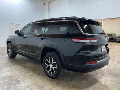 Used 2024 Jeep Grand Cherokee L Limited AWD/4WD image 3