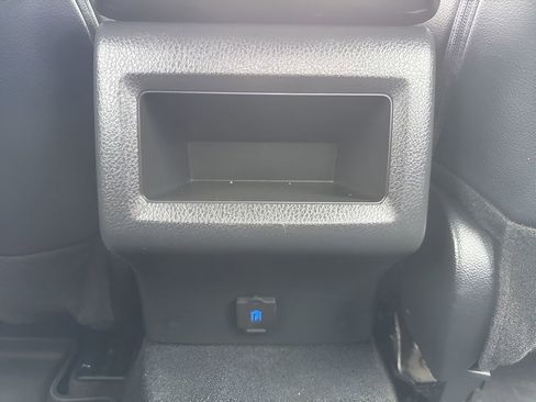 Used 2023 Toyota Camry SE image 22