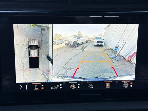 Used 2024 GMC Sierra 2500 AT4 w/ AT4 Premium Plus Package image 19