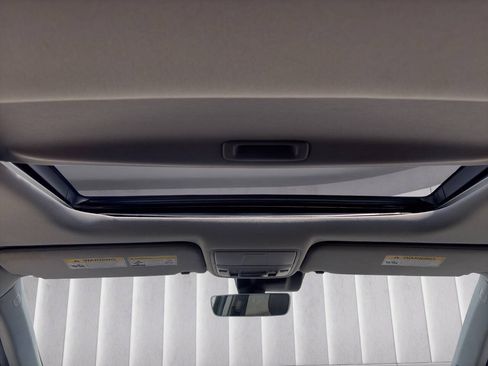 Used 2017 Acura MDX SH-AWD image 13