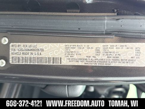 Used 2022 Jeep Wrangler Sport AWD/4WD image 31