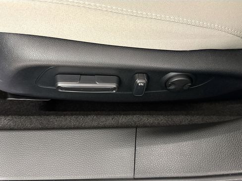 Certified 2025 Honda Accord SE image 21