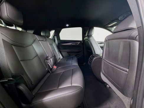 Used 2022 Cadillac XT5 Luxury AWD/4WD image 28