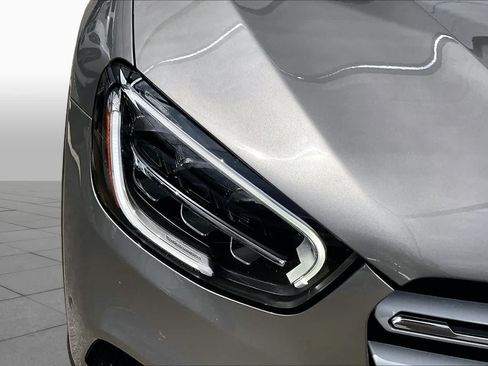 Used 2022 Mercedes-Benz GLC 300 image 27