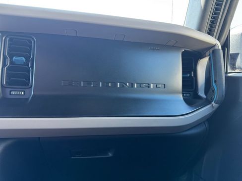 Used 2023 Ford Bronco Wildtrak AWD/4WD image 32