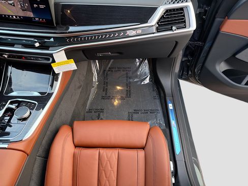 New 2026 BMW X5 xDrive40i w/ M Sport Package image 18