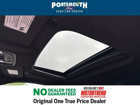 Used 2024 Chevrolet Silverado 1500 High Country w/ Technology Package image 8