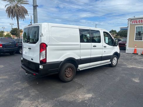 Used 2018 Ford Transit 250 130 Low Roof w/ Exterior Upgrade Package RWD image 6