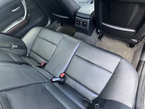 Used 2010 BMW 328i Sedan RWD image 13