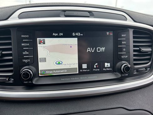 Used 2020 Kia Sorento SX AWD/4WD image 12