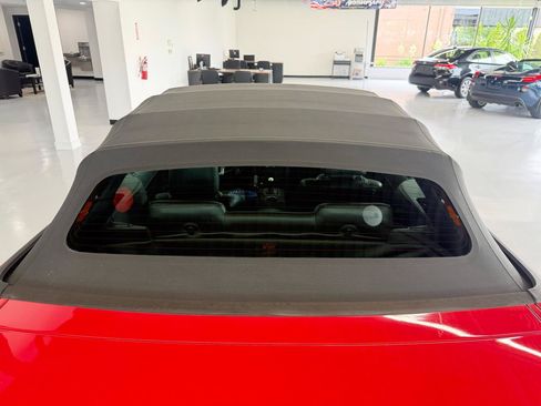 Used 2006 Ford Mustang GT RWD image 14