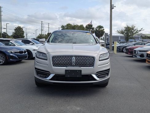 Used 2019 Lincoln Nautilus Reserve FWD image 2