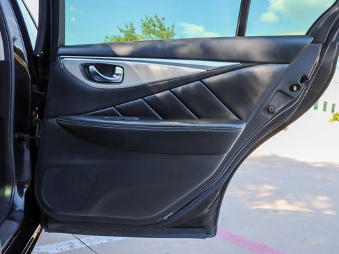 Used 2020 INFINITI Q50 Luxe RWD image 11