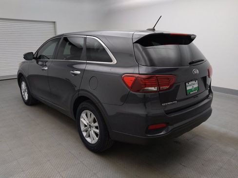 Used 2019 Kia Sorento FWD image 5