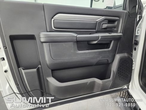 New 2026 RAM 3500 Tradesman w/ Chrome Appearance Group A image 32