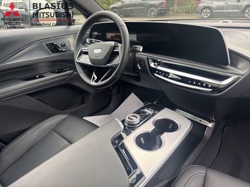 Used 2024 Cadillac Lyriq Tech w/ Driver Assist Package AWD/4WD image 40