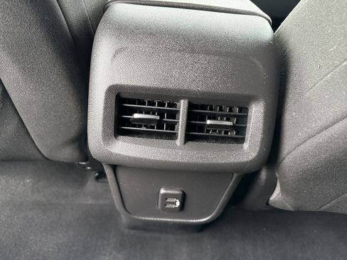 Used 2020 Chevrolet Equinox LT FWD image 46