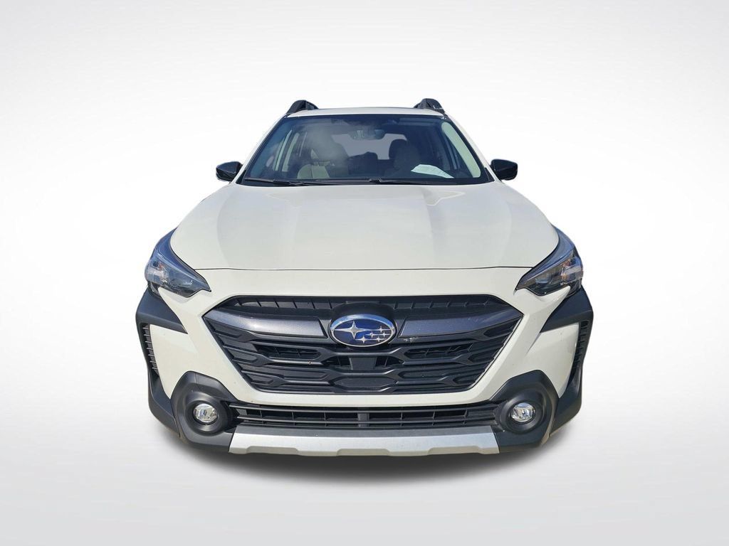 Used 2025 Subaru Outback Limited AWD/4WD image 5
