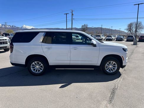 Used 2025 Chevrolet Tahoe LT image 2