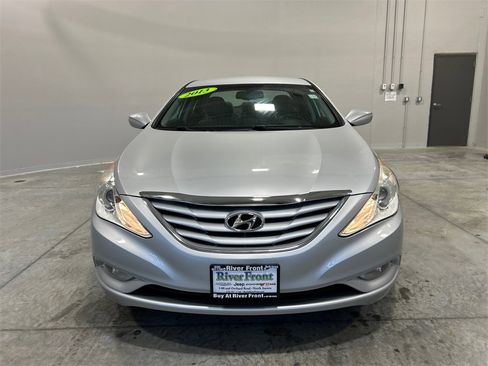 Used 2013 Hyundai Sonata GLS w/ Popular Equipment Pkg image 3