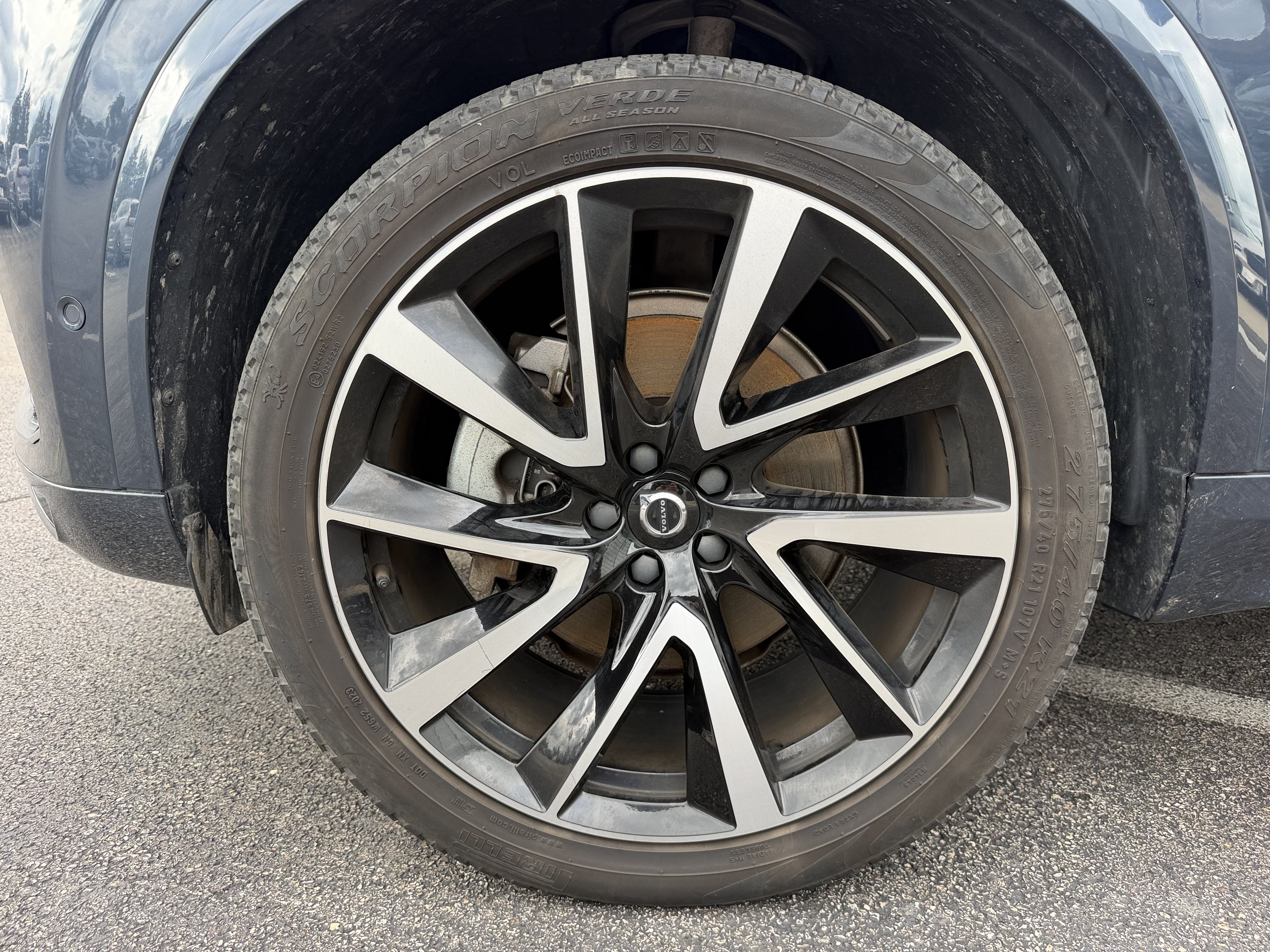 Used 2024 Volvo XC90 B6 Plus w/ Protection Package Premier AWD/4WD image 12