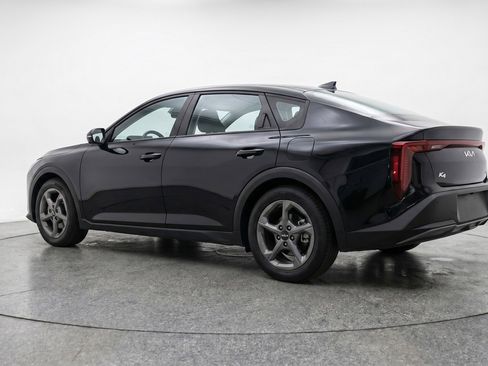Used 2025 Kia K4 FWD image 6