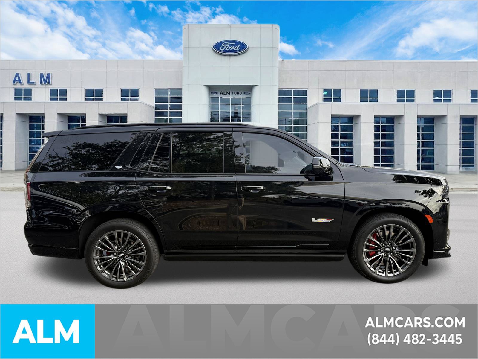 Used 2023 Cadillac Escalade V AWD/4WD image 5