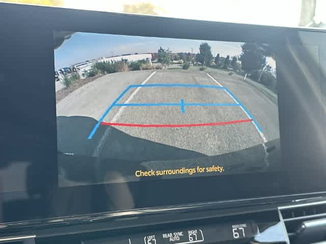 Used 2026 Toyota Sienna XLE AWD/4WD image 14