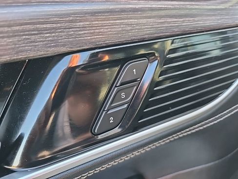 Used 2024 Jeep Wagoneer Series II w/ Flexible Seating Group AWD/4WD image 30