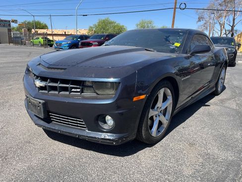 Used 2013 Chevrolet Camaro SS RWD image 7