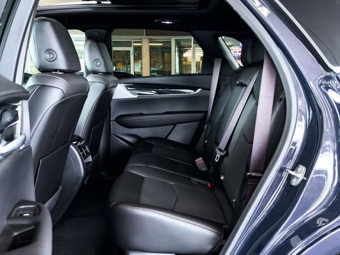 Used 2024 Cadillac XT5 Premium Luxury image 29