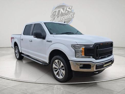 Used 2018 Ford F150 XLT w/ Equipment Group 302A Luxury image 2