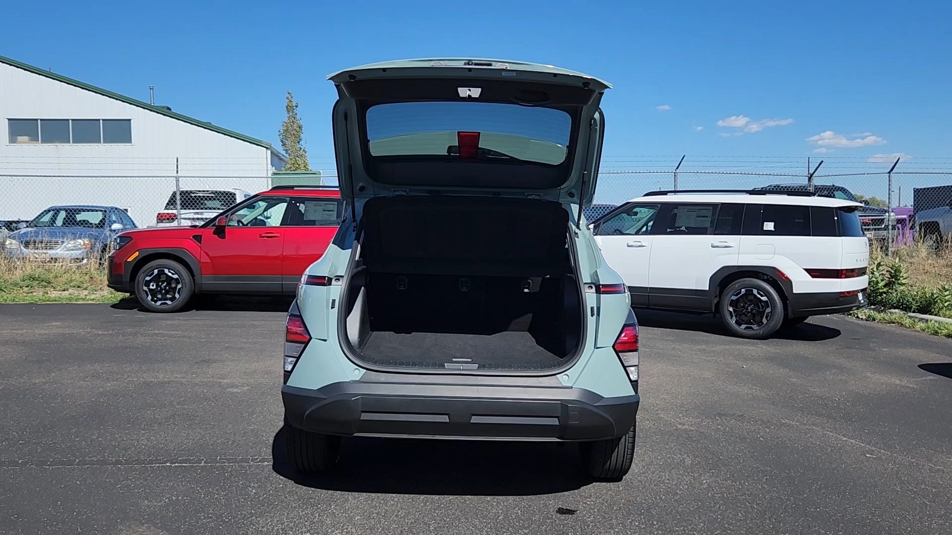 Certified 2025 Hyundai Kona SEL AWD/4WD image 17