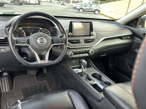 Used 2020 Nissan Altima 2.5 SR image 16