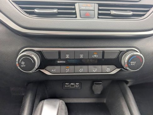 Used 2020 Nissan Altima 2.5 SR image 14