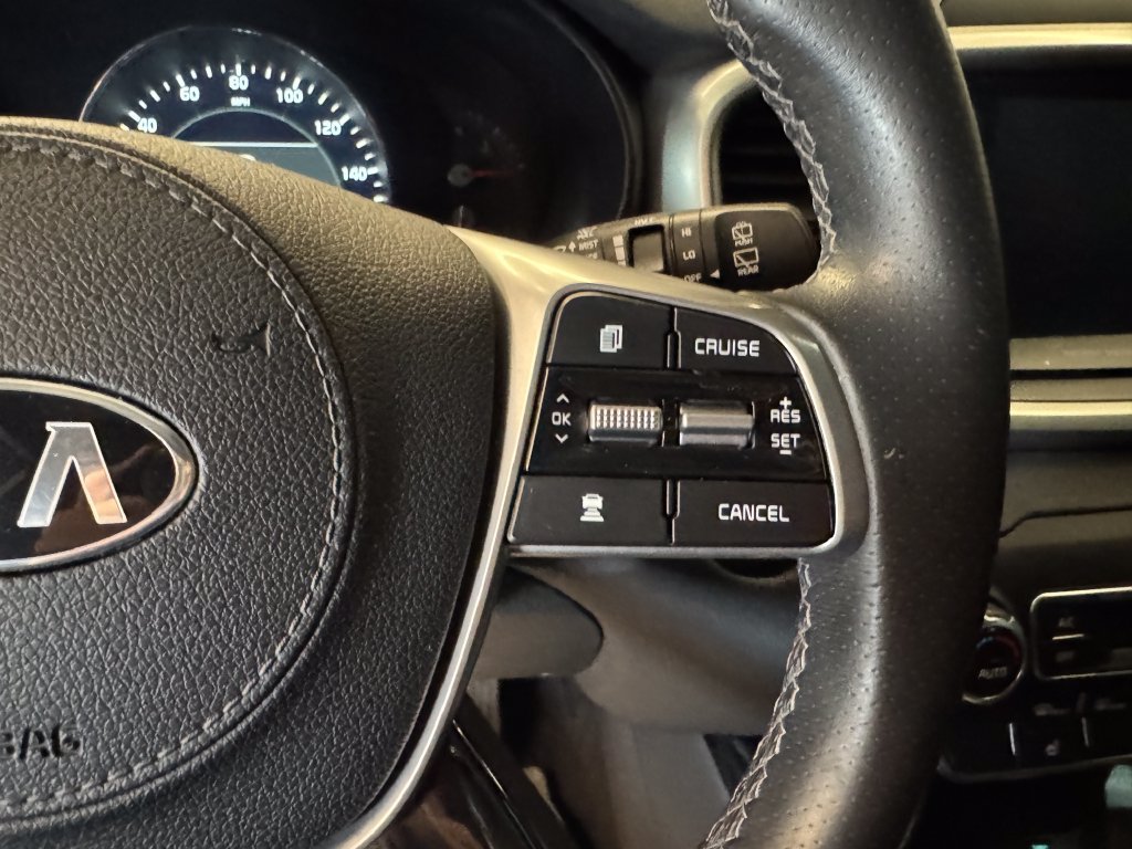 Used 2019 Kia Sorento SX AWD/4WD image 12