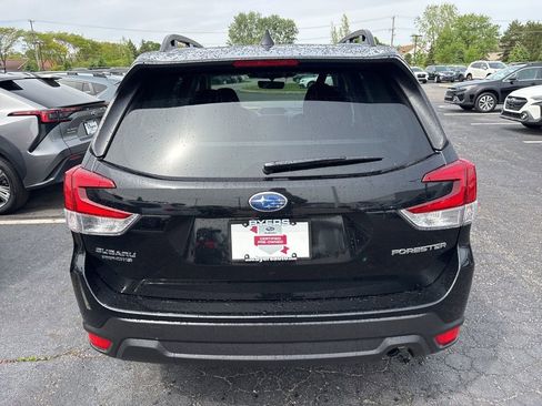 Certified 2023 Subaru Forester Premium AWD/4WD image 4