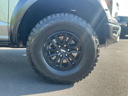 Certified 2025 Ford F150 Raptor AWD/4WD image 10