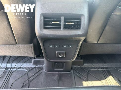 Used 2020 Chevrolet Equinox Premier AWD/4WD image 29
