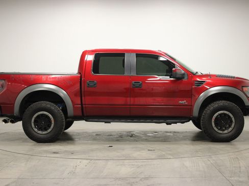 Used 2014 Ford F150 Raptor w/ Equipment Group 801A Luxury image 9